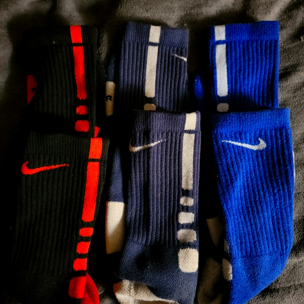 Nike elite socks lot 22-002